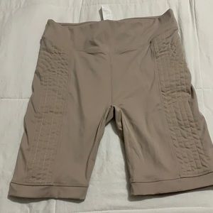 NWT Fabletics HIGH WAISTED SHORTS
